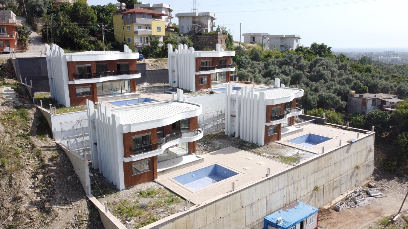 5 rooms Villa in Oba, Turkey No. 10133