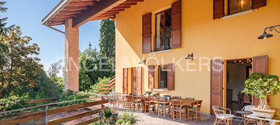 4 bedrooms House in Monticello Brianza, Italy No. 263285 18
