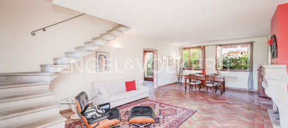 4 bedrooms House in Monticello Brianza, Italy No. 263285 6