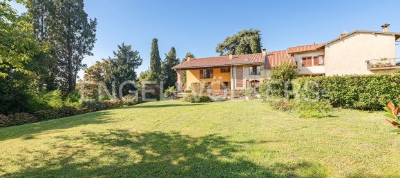 4 bedrooms House in Monticello Brianza, Italy No. 263285 2