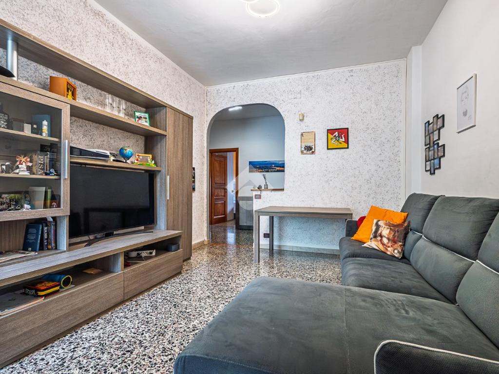 Квартира с 1 спальней в Колленьо, Италия № 315700