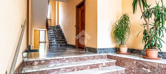 Квартира с 1 спальней в Колленьо, Италия № 315700 3