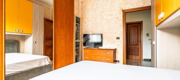 Квартира с 1 спальней в Колленьо, Италия № 315700 18