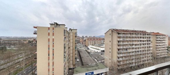 3غرفة شقة في Turin, Italy رقم 38109 17