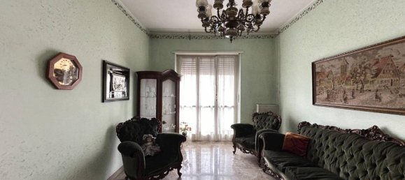 3غرفة شقة في Turin, Italy رقم 38109 30