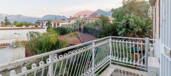 Вилла с 3 спальнями в Карини, Италия № 161873 44