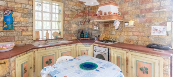 Вилла с 3 спальнями в Карини, Италия № 161873 4