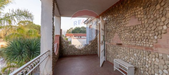 Вилла с 3 спальнями в Карини, Италия № 161873 35