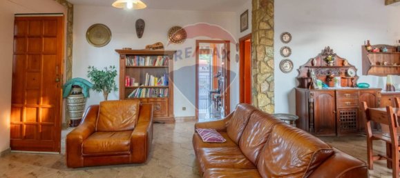 Вилла с 3 спальнями в Карини, Италия № 161873 40