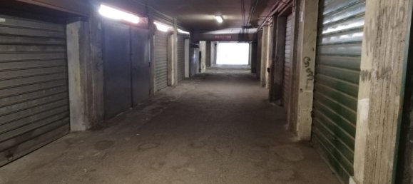 17m² Garage in Catania, Italy No. 216868 8