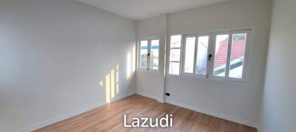 3 chambres Café / restaurant à Pattaya, Thailand No. 13670 9