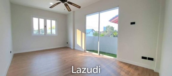 3 chambres Café / restaurant à Pattaya, Thailand No. 13670 8