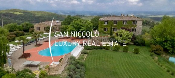 10 bedrooms House in Murlo, Italy No. 211959 18