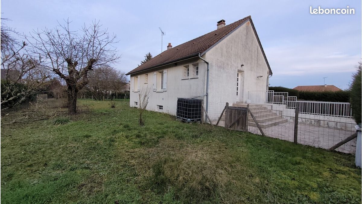 2 bedrooms House in Bellegarde, France No. 324989