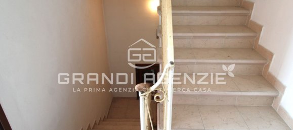 Villa de 5 habitaciónes en Castelnovo di Sotto, Italy No. 302790 17
