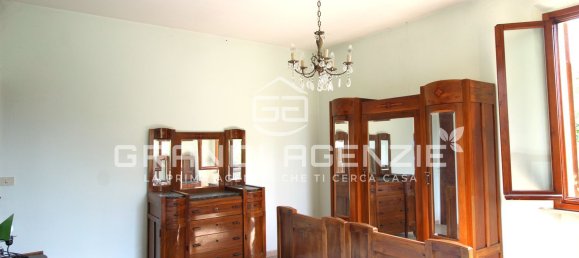 Villa de 5 habitaciónes en Castelnovo di Sotto, Italy No. 302790 21