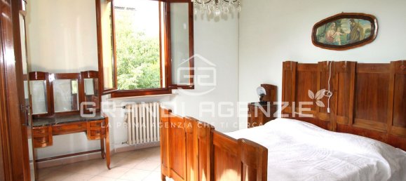 Villa de 5 habitaciónes en Castelnovo di Sotto, Italy No. 302790 19
