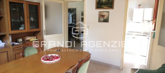 Villa de 5 habitaciónes en Castelnovo di Sotto, Italy No. 302790 8