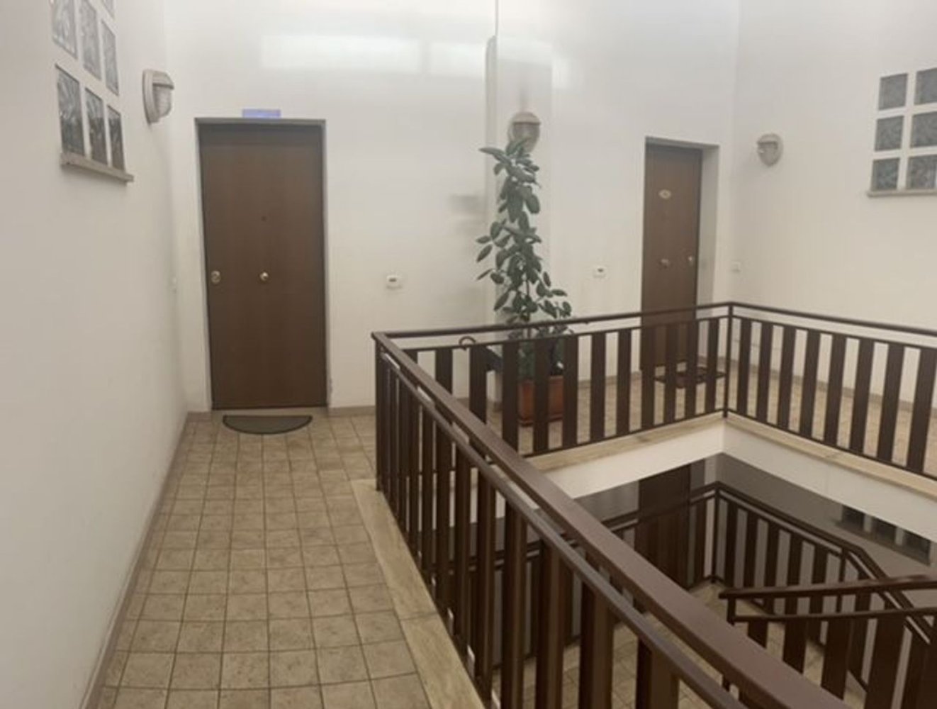 Дуплекс с 5 комнатами в Рим, Италия № 222051