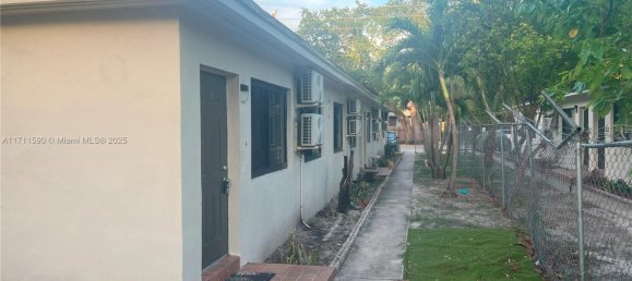 202.53m² terrain à vendre à Miami, Miami-Dade, Florida, USA № 615152 21