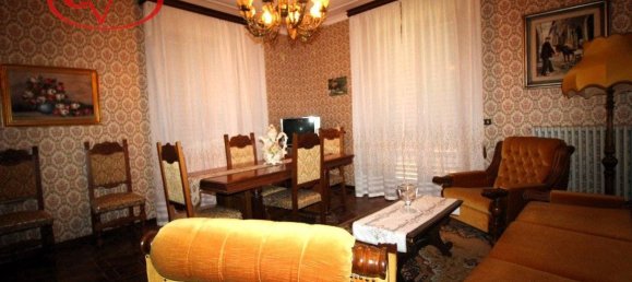 4 bedrooms House in Castelfranco Piandiscò, Italy No. 91003 27