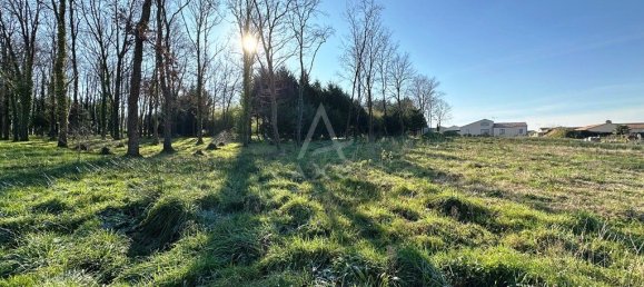  قطعة أرض في Cugand, France رقم 60144 2