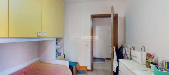 Apartamento de 3 habitaciónes en Mirandola, Italy No. 18328 10