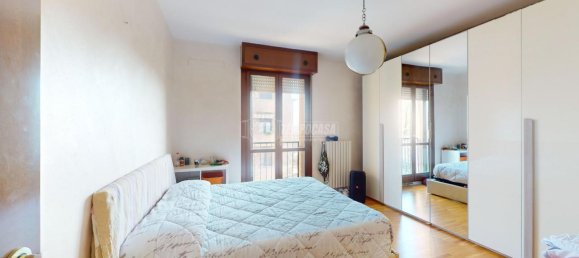 Apartamento de 3 habitaciónes en Mirandola, Italy No. 18328 3