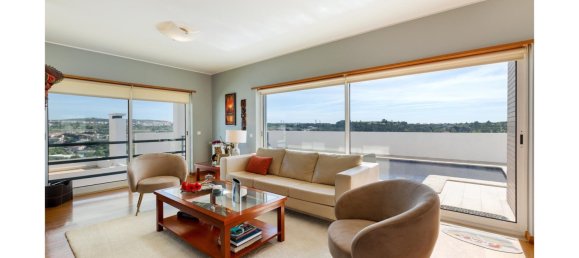 5 bedrooms Villa in Oeiras, Portugal No. 191163 4