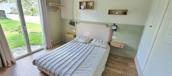 Casa de 4 dormitorios en Osny, France No. 163830 7