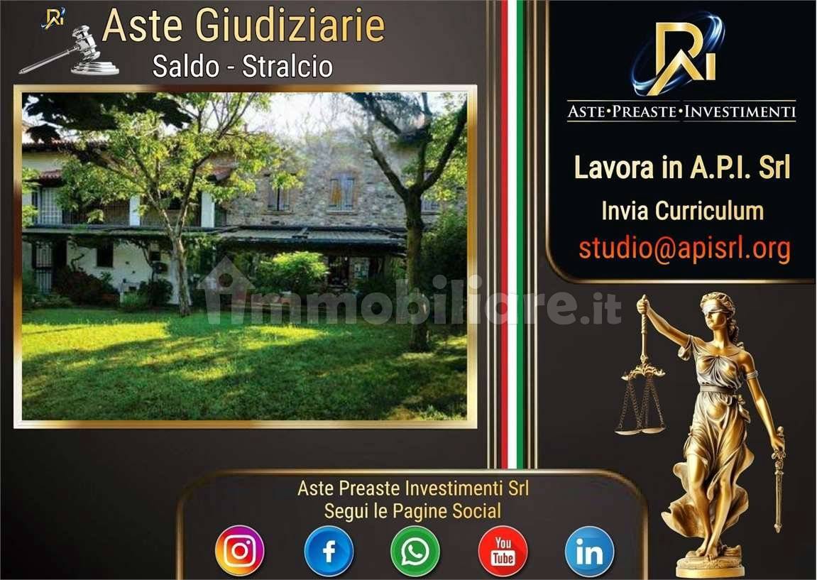 Casa de 4 dormitorios en Calvagese della Riviera, Italy No. 295823