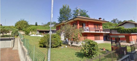 348m² Building in Invorio, Italy No. 7474 4