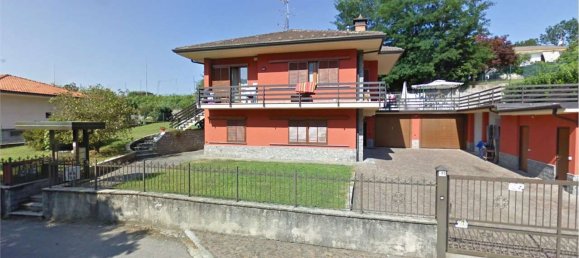 348m² Building in Invorio, Italy No. 7474 2