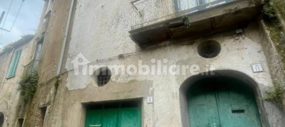 5 rooms Apartment in Giffoni Valle Piana, Italy No. 321899 6