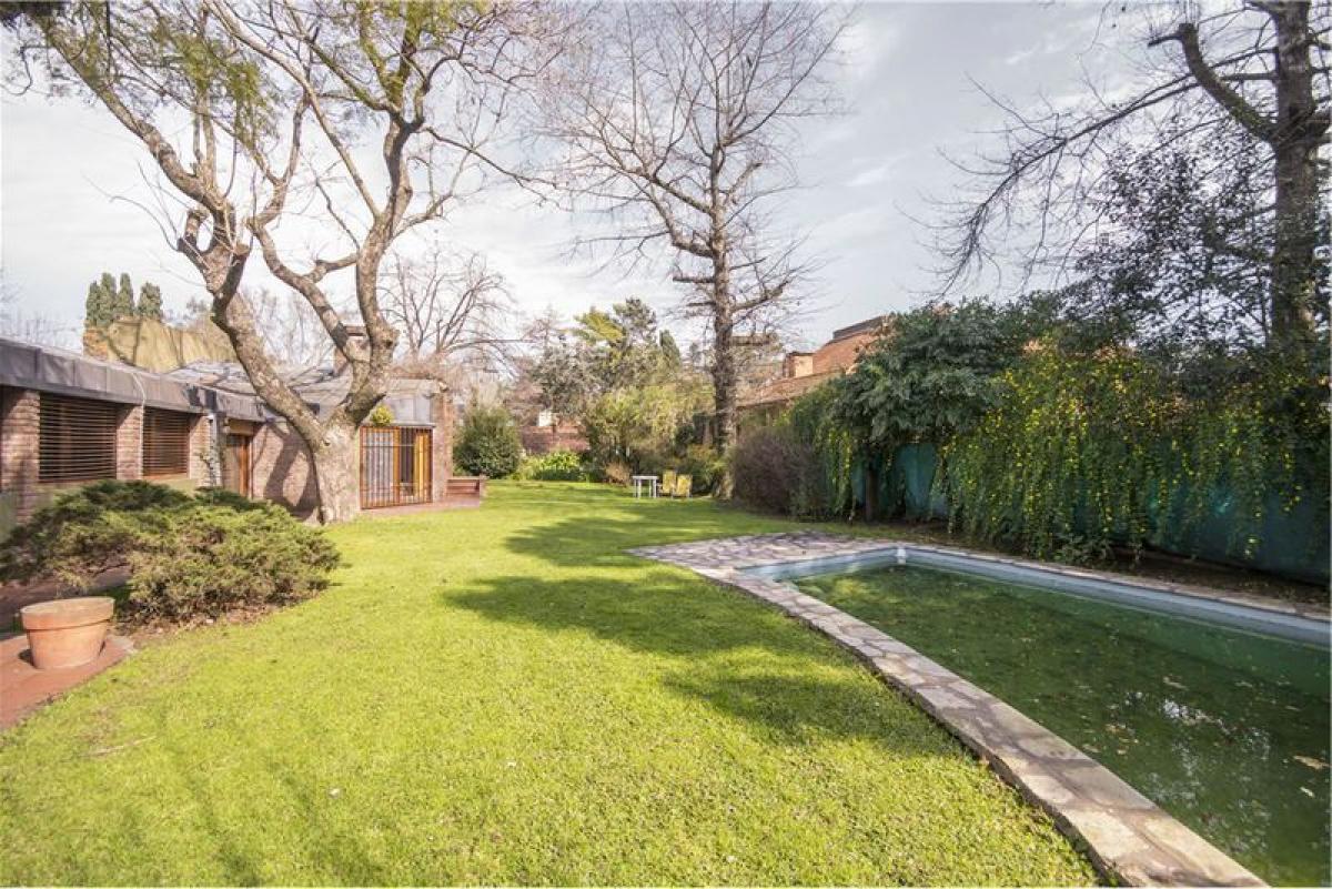 4 bedrooms House in San Isidro, Argentina No. 2204