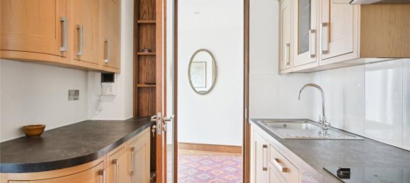 5 bedrooms House in London, United Kingdom No. 5263 17