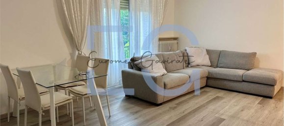 2 Schlafzimmer Wohnung in Gavirate, Italy, Nr. 359532 2