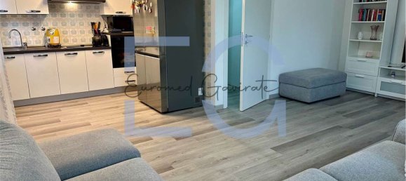 2 Schlafzimmer Wohnung in Gavirate, Italy, Nr. 359532 4