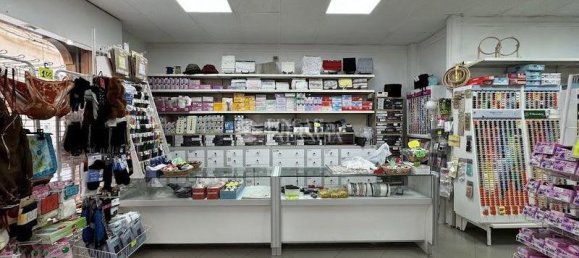 Bâtiment à Segorbe, Spain 557m² No. 180597 12