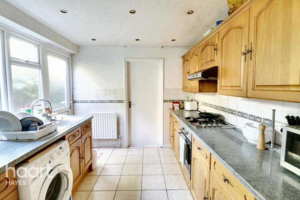 4 chambres Maison à Hayes, United Kingdom No. 5064
