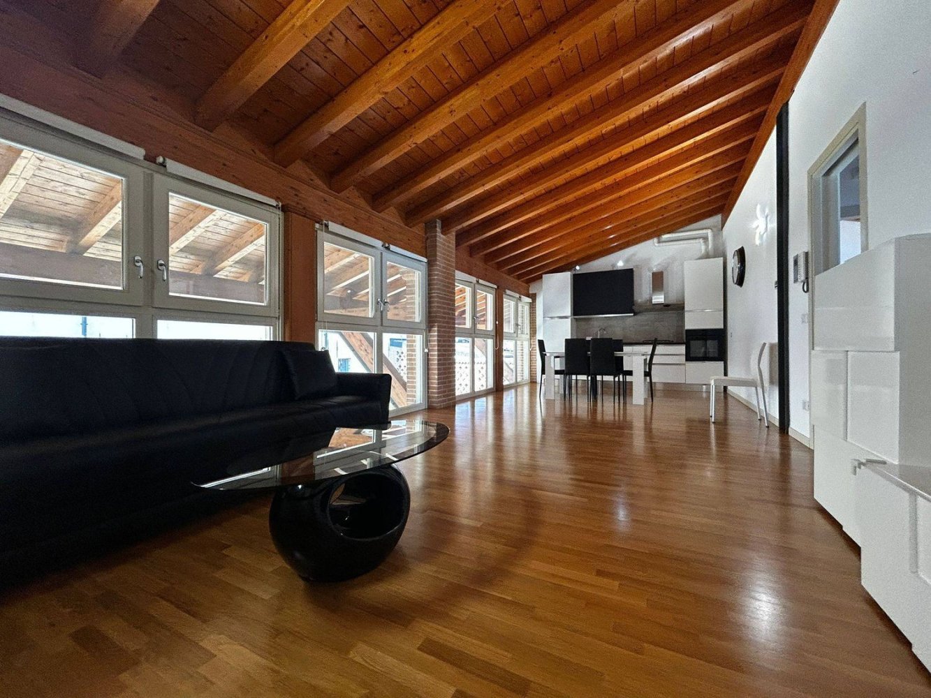 3 chambres Appartement à Verolavecchia, Italy No. 393383