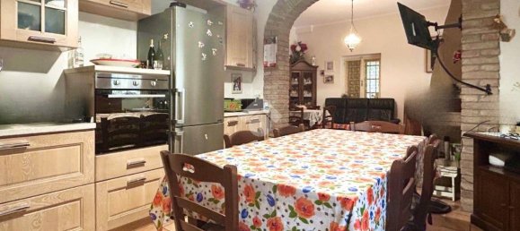 4 bedrooms House in Molinella, Italy No. 307083 5