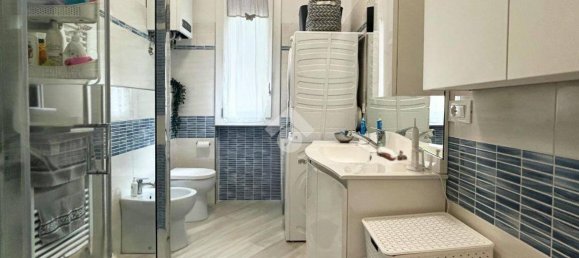 4 bedrooms House in Molinella, Italy No. 307083 24