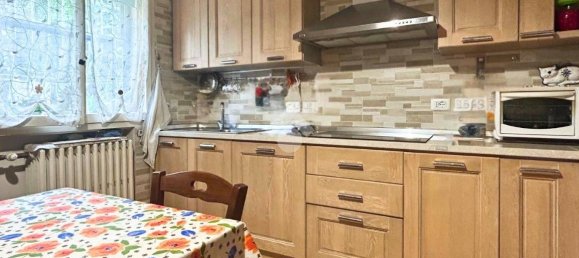 4 bedrooms House in Molinella, Italy No. 307083 7