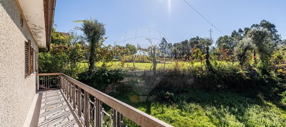 4 bedrooms House in Guilhofrei, Portugal No. 39748 22