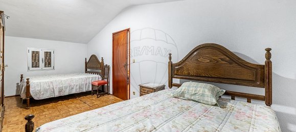 4 bedrooms House in Guilhofrei, Portugal No. 39748 17