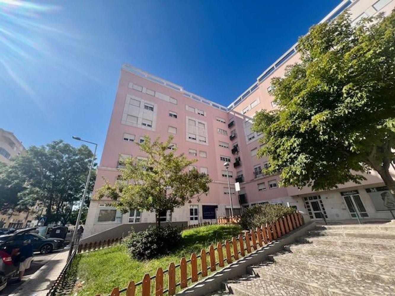 95m² Commercial property in Loures, Portugal No. 346169