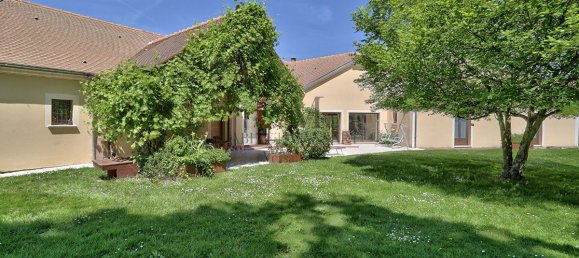 6 bedrooms House in Dampierre-en-Yvelines, France No. 175161 16