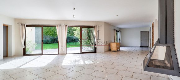 6 bedrooms House in Dampierre-en-Yvelines, France No. 175161 18