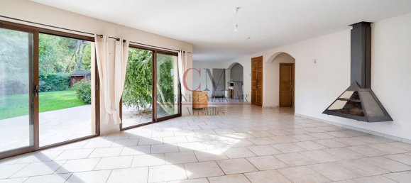 6 bedrooms House in Dampierre-en-Yvelines, France No. 175161 19